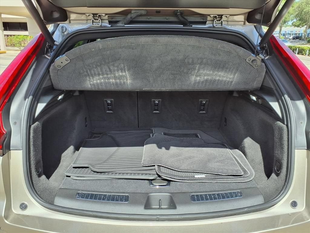 2023 Cadillac XT4 Premium Luxury - Photo 15
