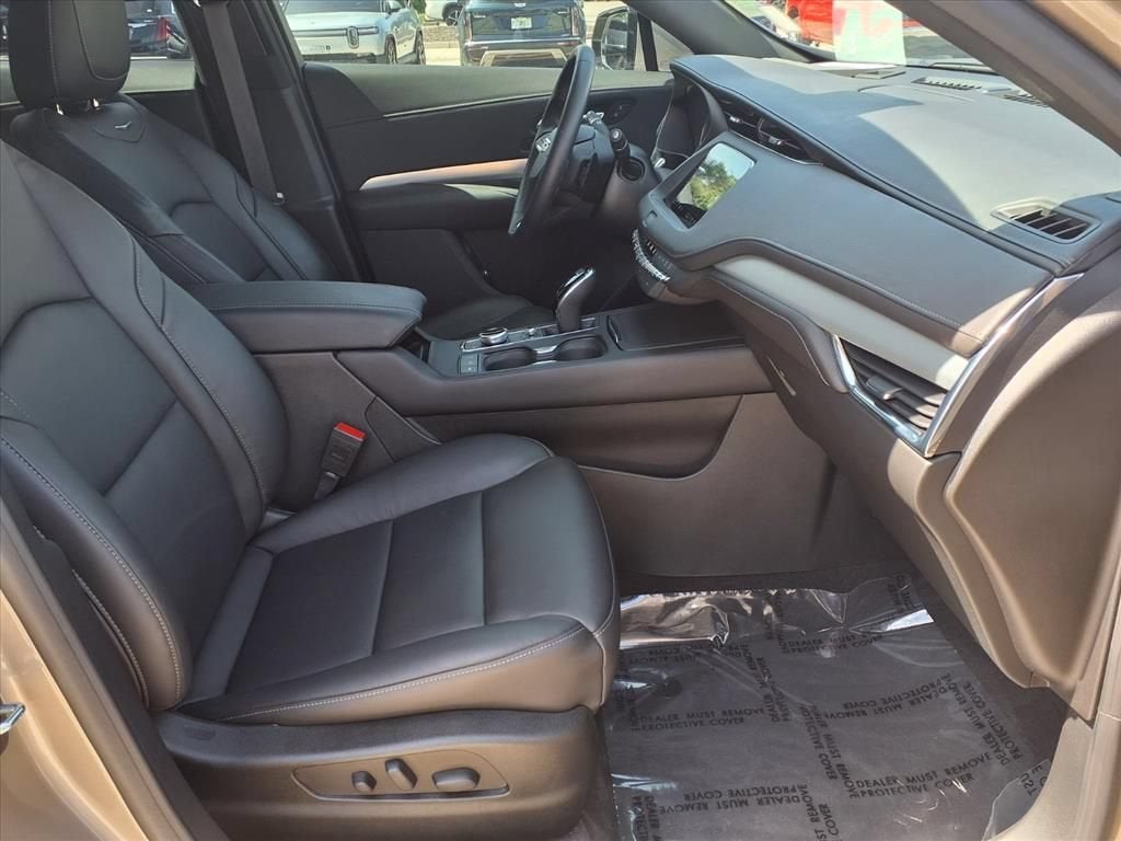 2023 Cadillac XT4 Premium Luxury - Photo 9