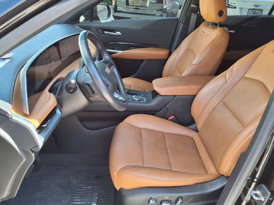 2024 Cadillac XT4 Premium Luxury