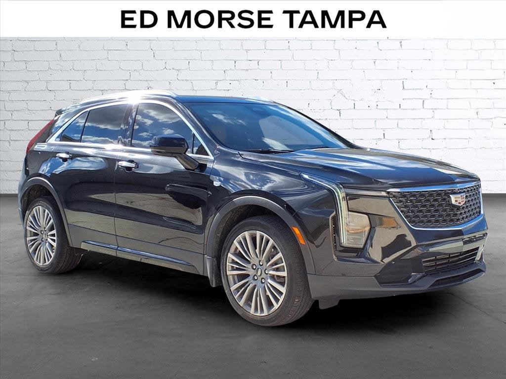 2024 Cadillac XT4 Premium Luxury