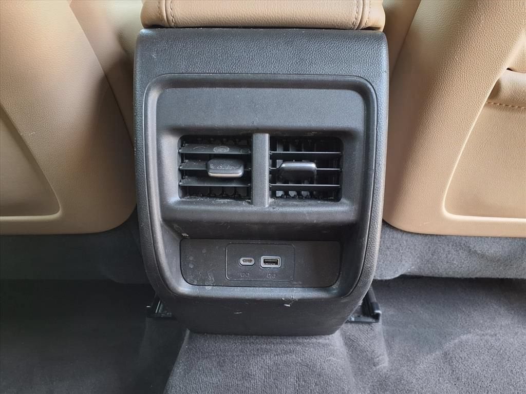 2024 Cadillac XT4 Premium Luxury - Photo 14
