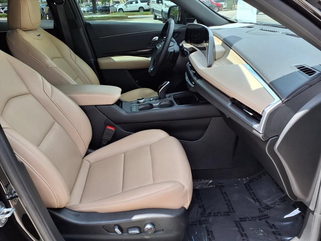 2024 Cadillac XT4 Premium Luxury - Photo 9