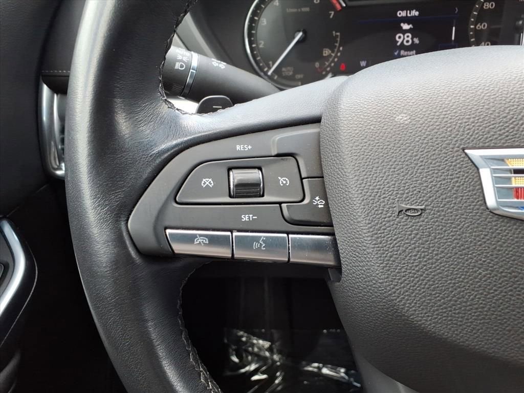 2022 Cadillac XT4 Premium Luxury
