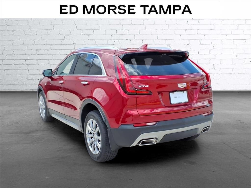 2022 Cadillac XT4 Premium Luxury