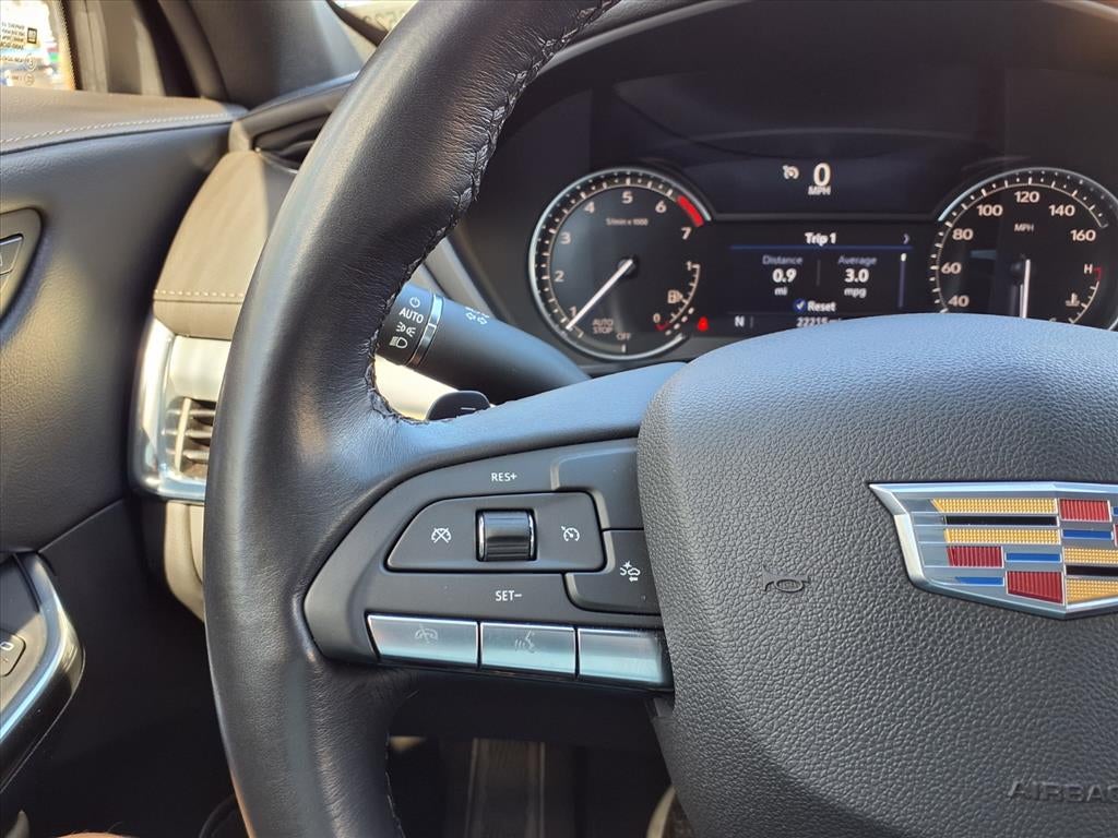 2023 Cadillac XT4 Premium Luxury