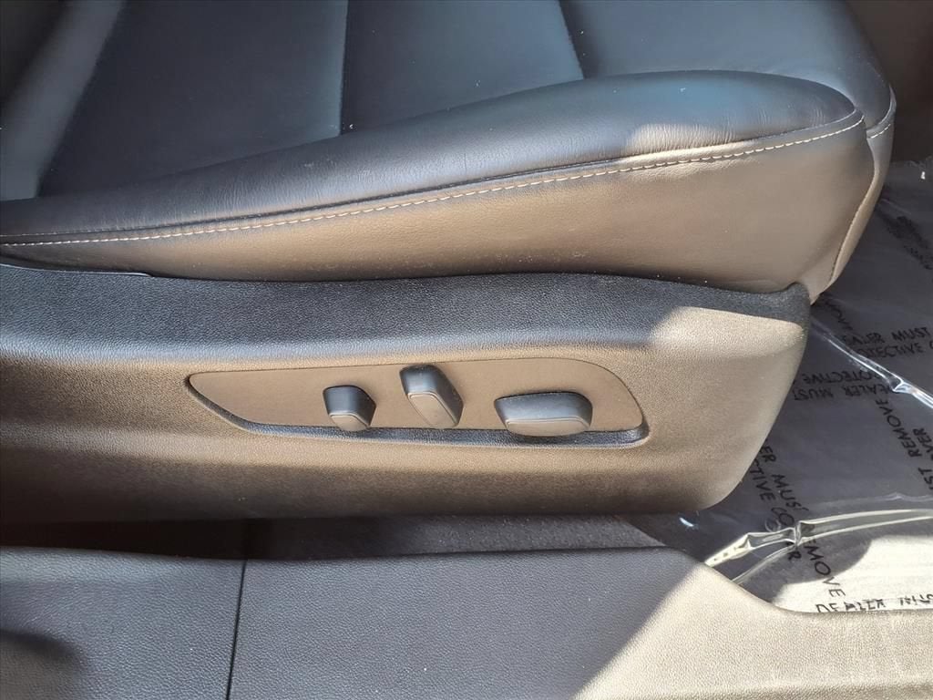 2021 Cadillac XT4 FWD Premium Luxury