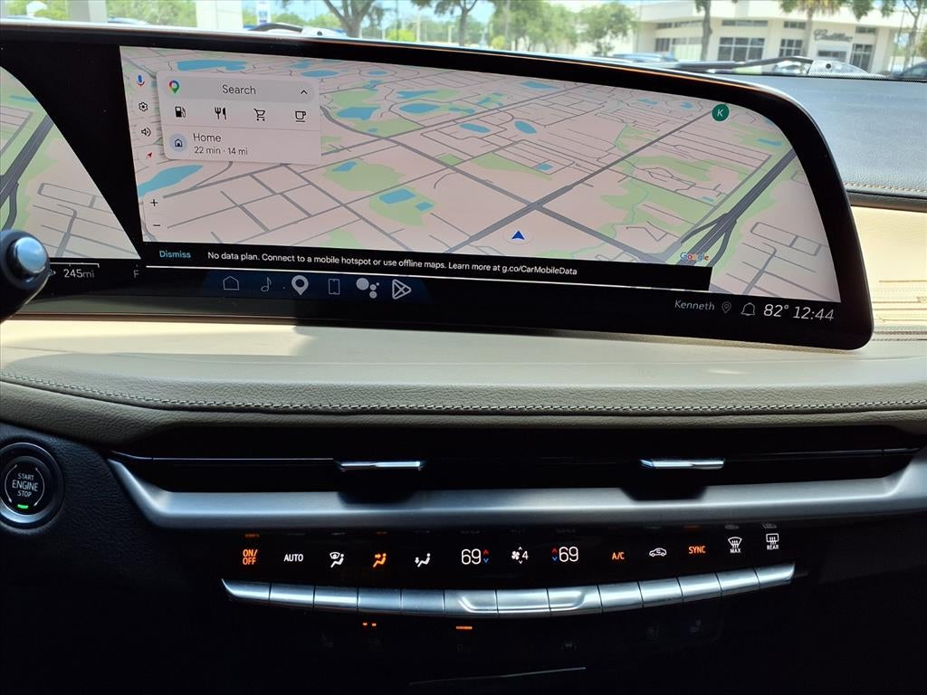 2024 Cadillac XT4 Premium Luxury