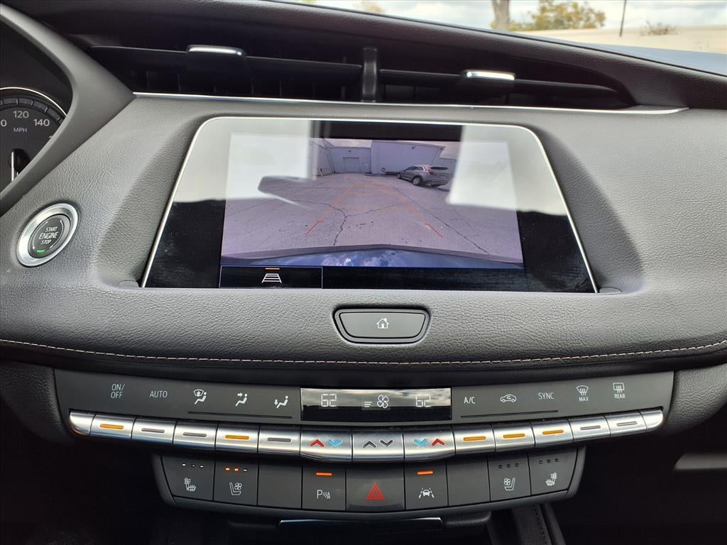 2023 Cadillac XT4 Premium Luxury