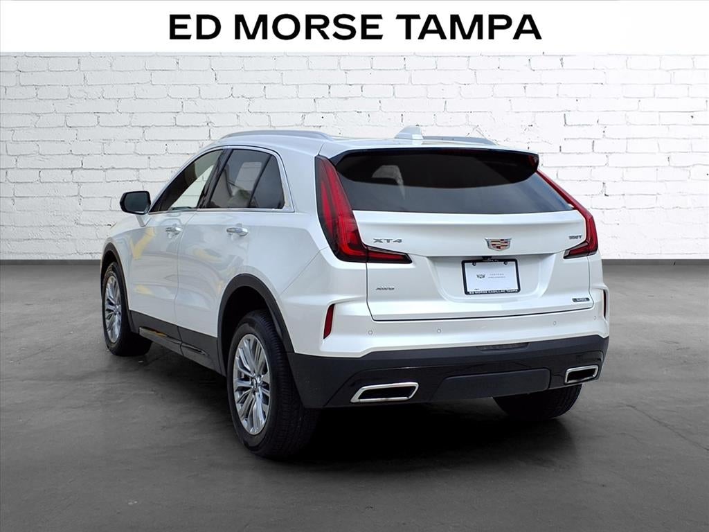 2024 Cadillac XT4 Premium Luxury