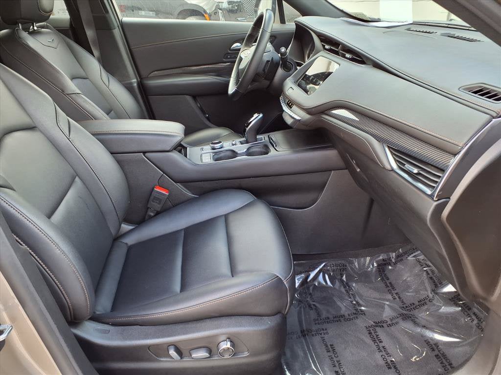 2023 Cadillac XT4 Sport - Photo 9