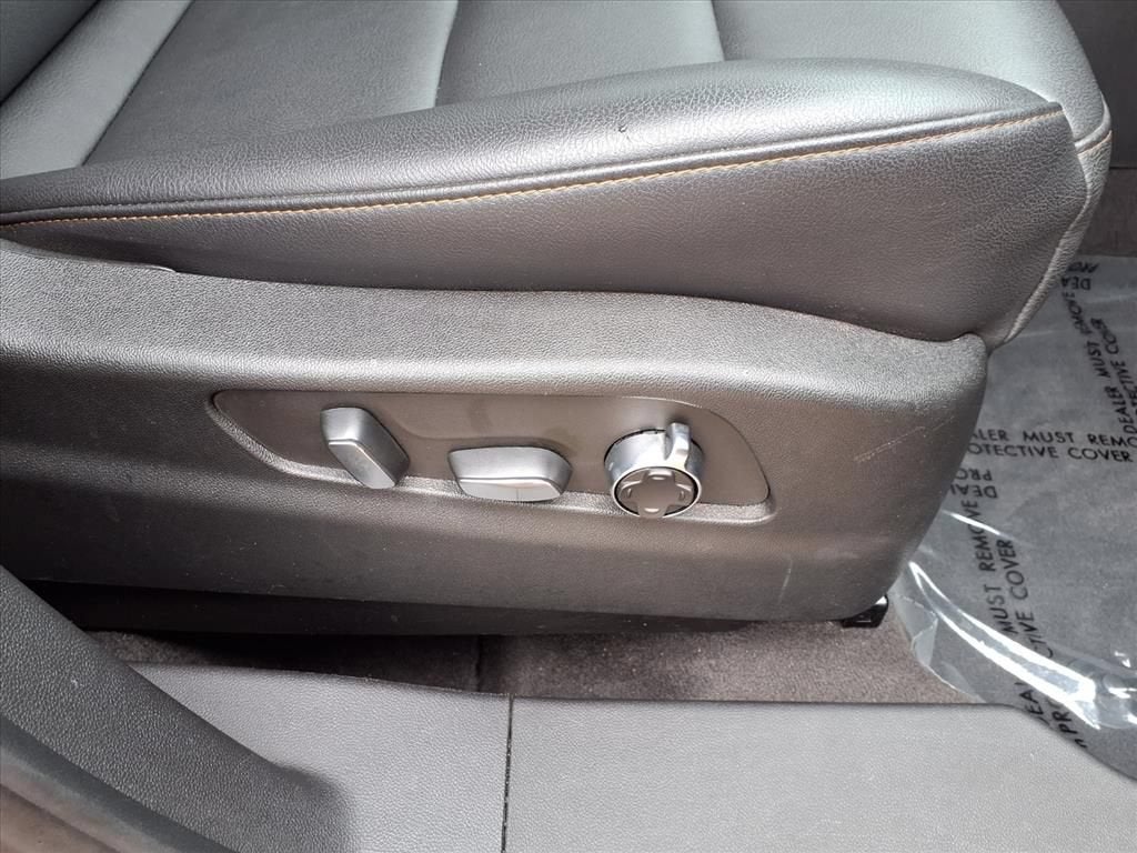 2023 Cadillac XT4 FWD Sport