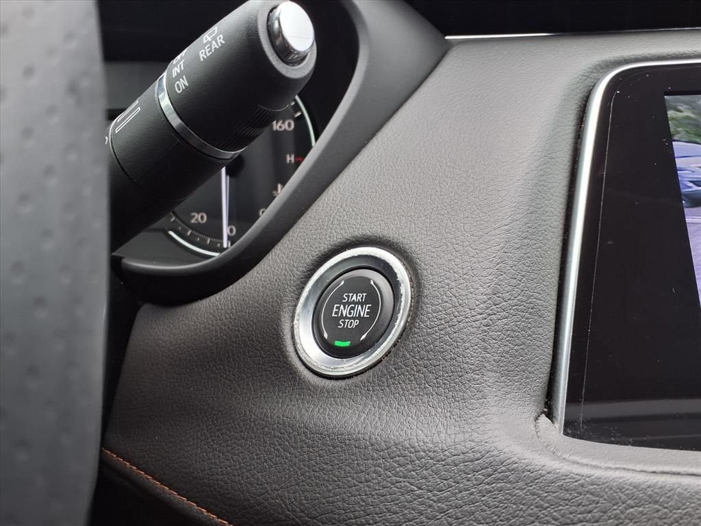 2023 Cadillac XT4 Sport - Photo 25