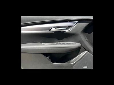 2025 Cadillac XT5 Luxury