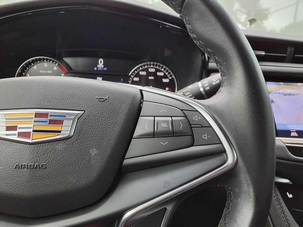 2023 Cadillac XT5 Luxury