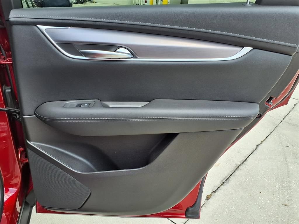2024 Cadillac XT5 Luxury