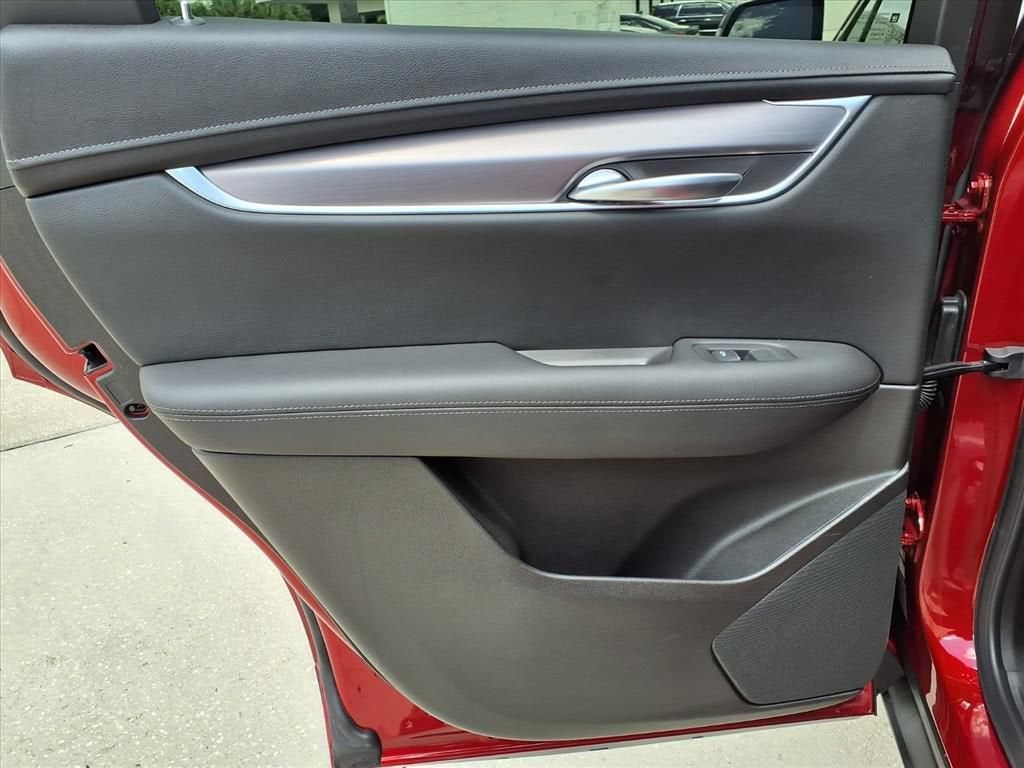 2024 Cadillac XT5 Luxury