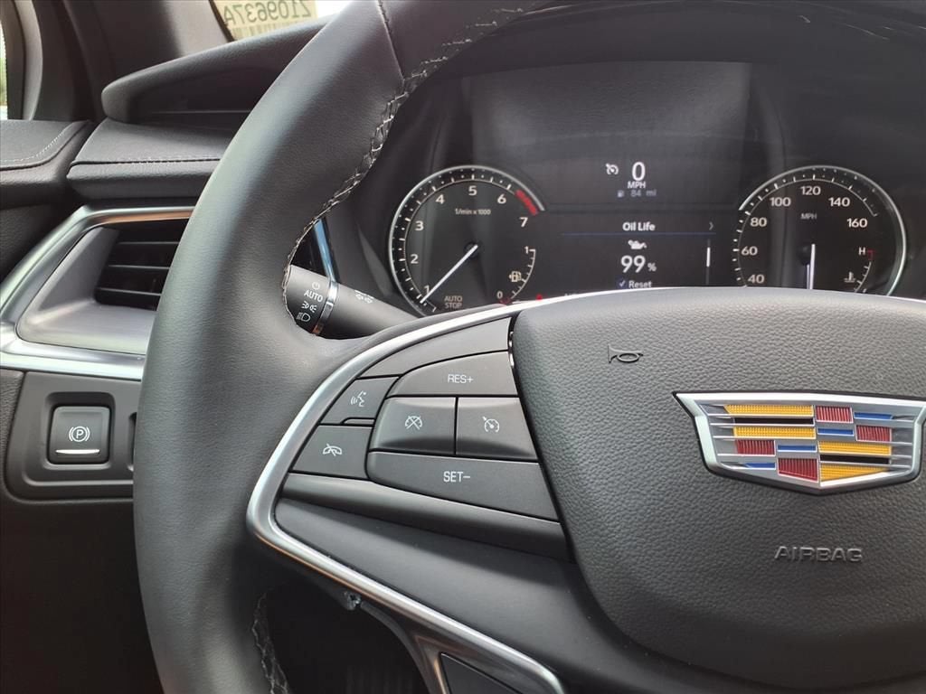2024 Cadillac XT5 Luxury
