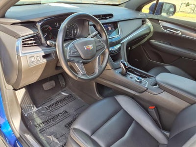 2023 Cadillac XT5 Luxury