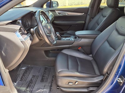 2023 Cadillac XT5 Luxury