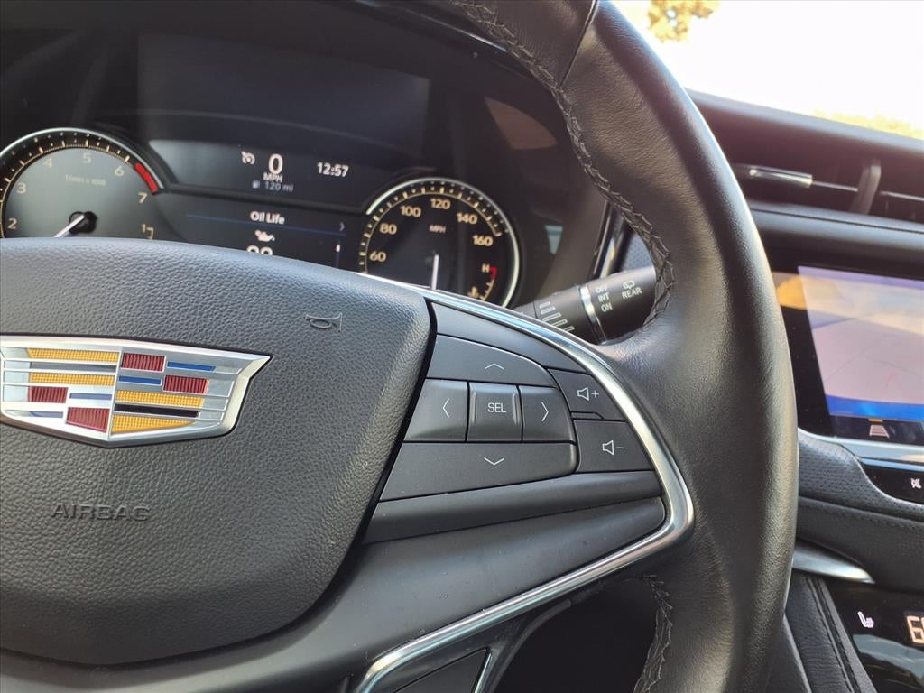 2023 Cadillac XT5 Luxury
