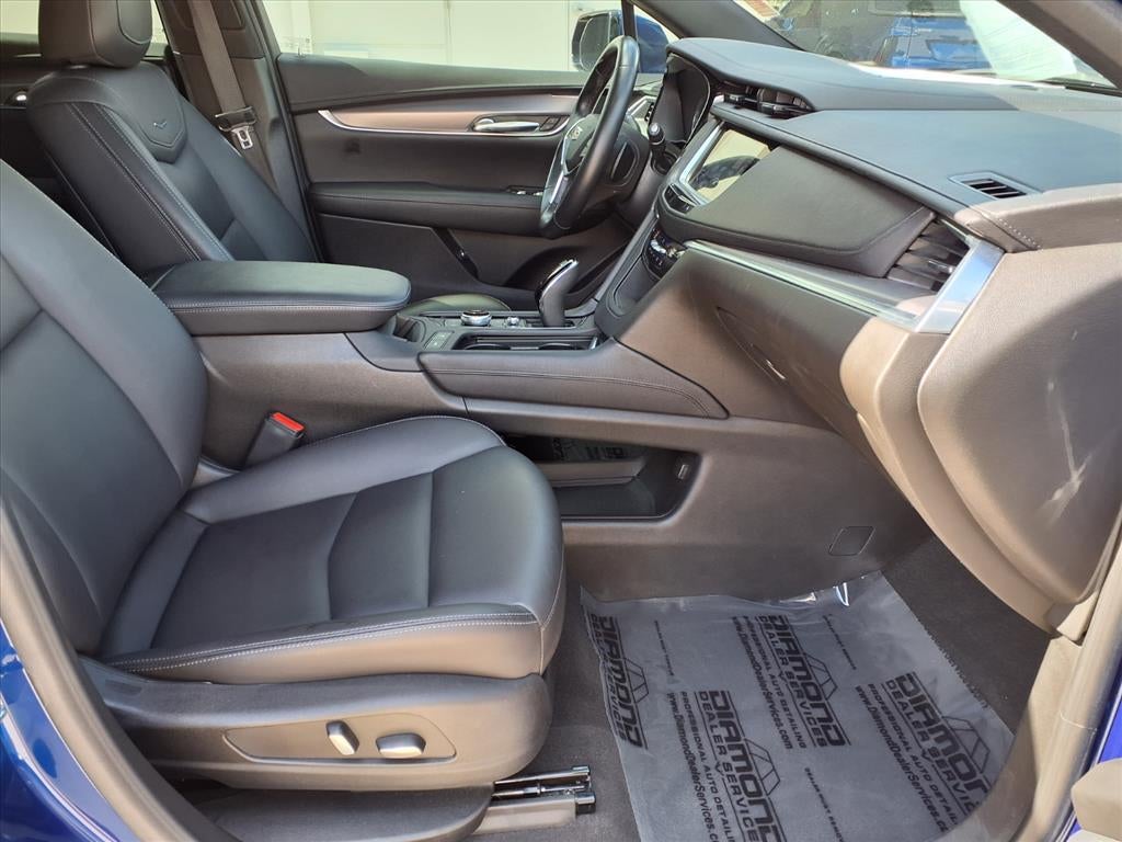 2023 Cadillac XT5 Luxury