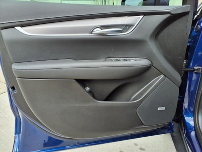 2026 Cadillac XT5 Luxury