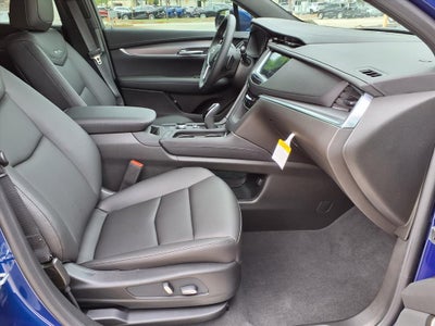 2026 Cadillac XT5 Luxury