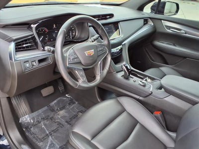 2022 Cadillac XT5 Luxury