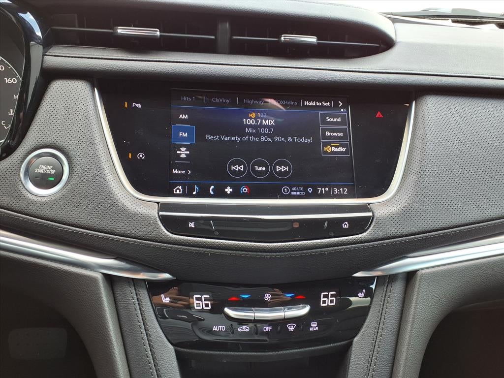 2022 Cadillac XT5 Luxury