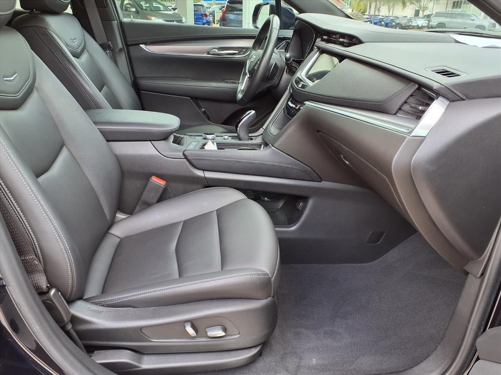 2022 Cadillac XT5 Luxury
