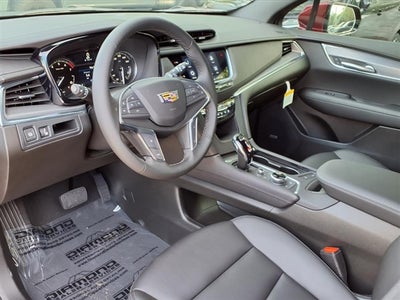 2026 Cadillac XT5 Luxury