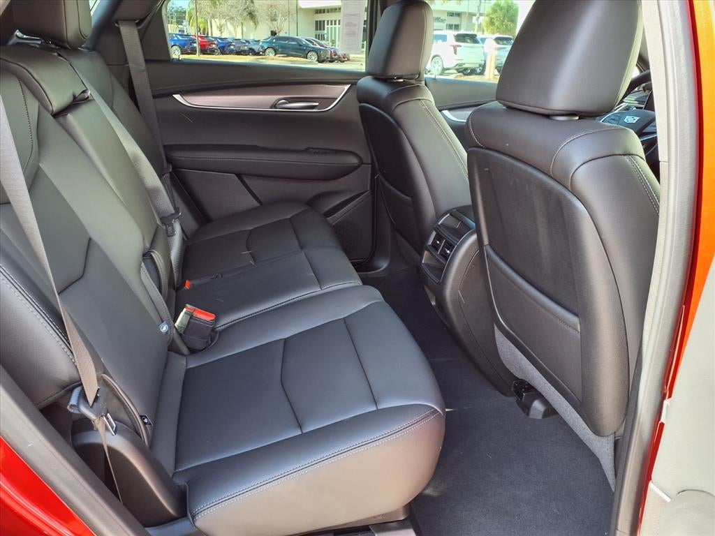 2026 Cadillac XT5 Luxury