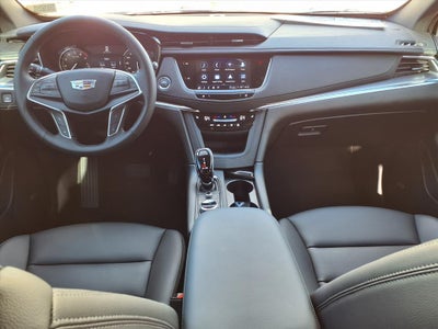 2026 Cadillac XT5 Luxury