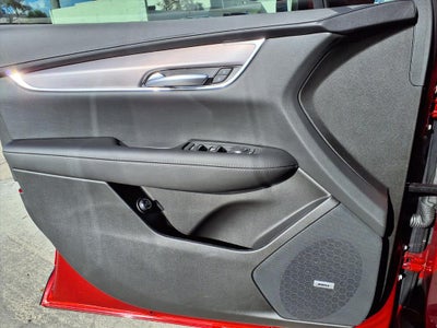 2026 Cadillac XT5 Luxury