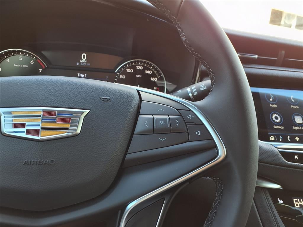 2026 Cadillac XT5 Luxury