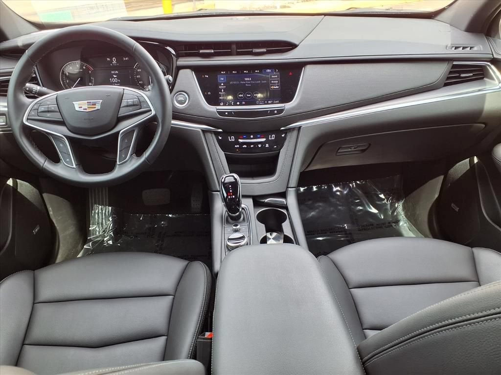 2025 Cadillac XT5 Luxury