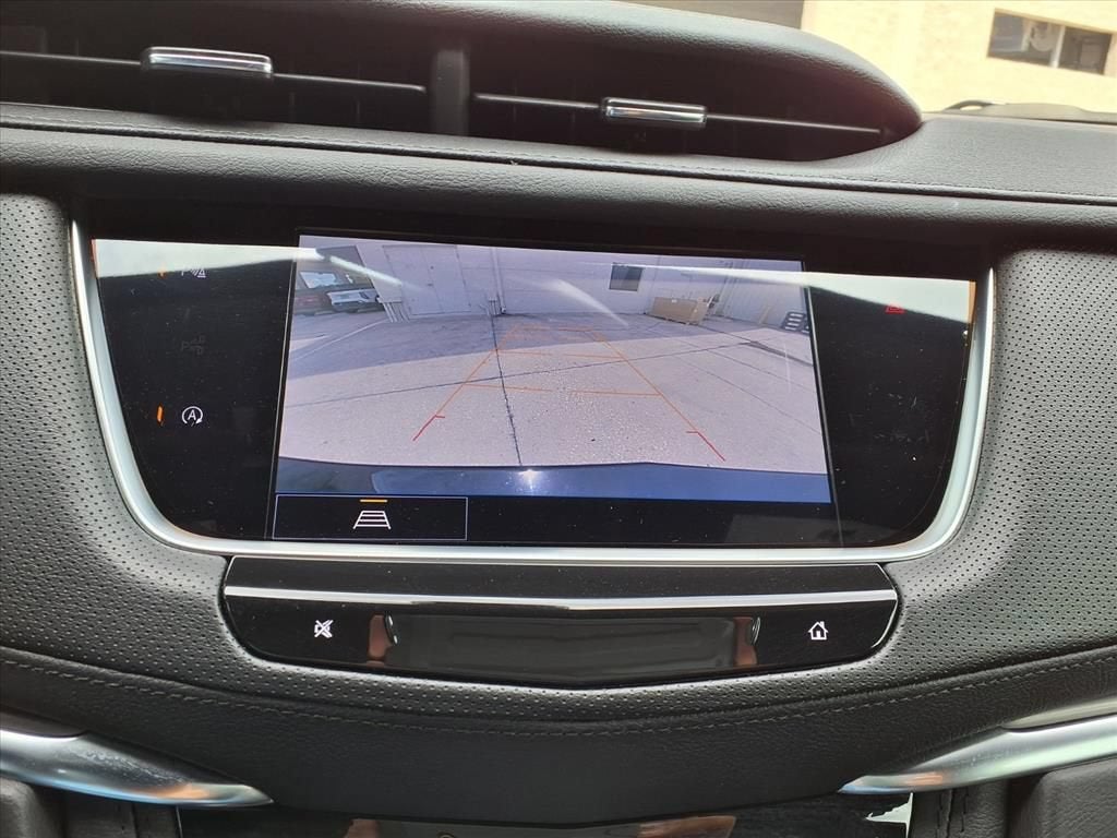 2025 Cadillac XT5 Luxury