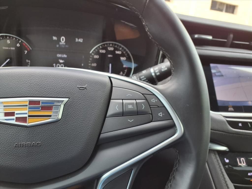 2025 Cadillac XT5 Luxury