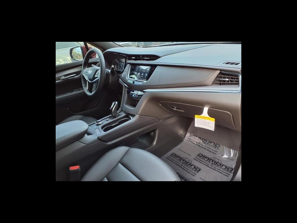 2026 Cadillac XT5 Luxury