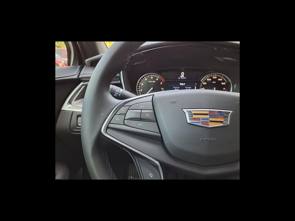 2026 Cadillac XT5 Luxury