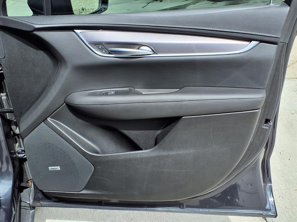 2023 Cadillac XT5 Luxury