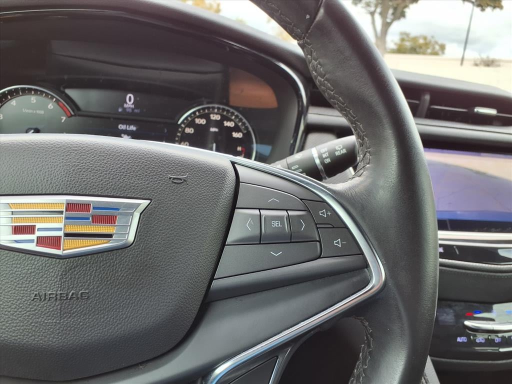 2023 Cadillac XT5 Luxury