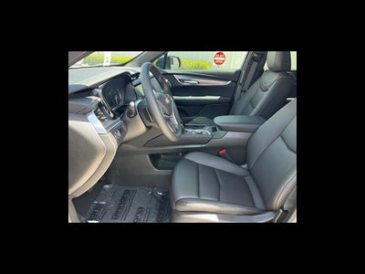 2026 Cadillac XT5 Luxury