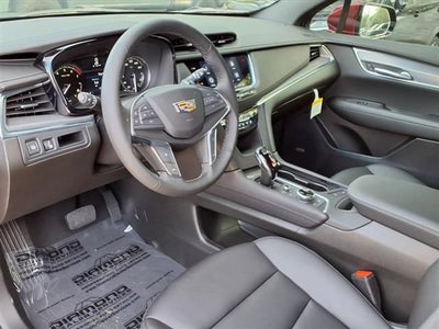 2026 Cadillac XT5 Luxury