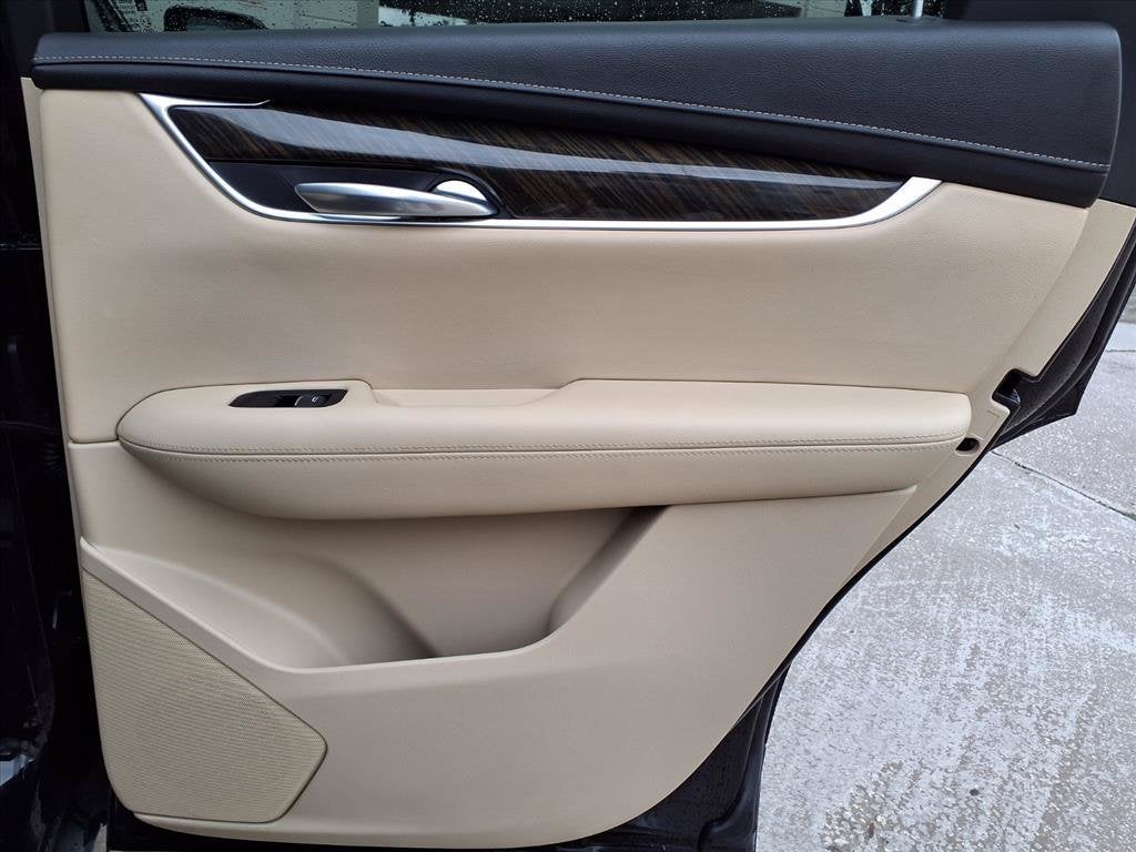 2018 Cadillac XT5 Base - Photo 12