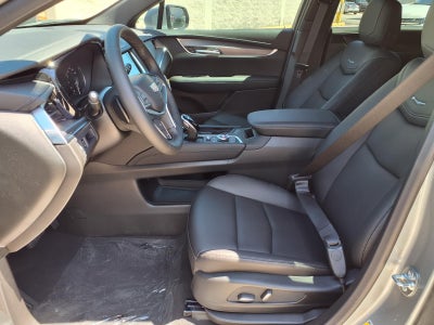 2026 Cadillac XT5 Luxury