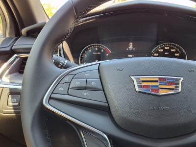 2026 Cadillac XT5 Luxury