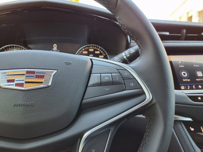 2026 Cadillac XT5 Luxury