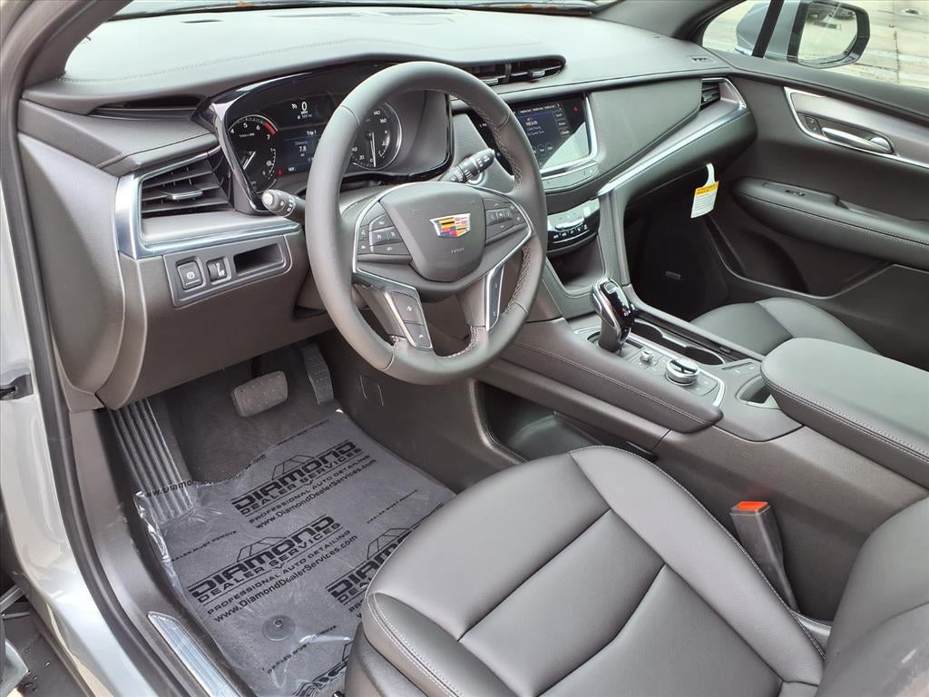 2026 Cadillac XT5 Luxury