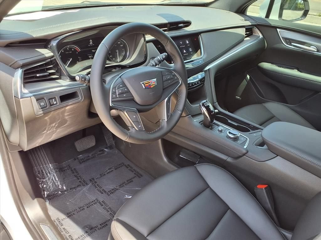 2026 Cadillac XT5 Luxury